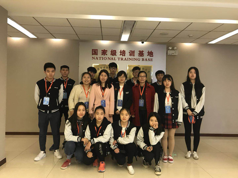 我院学生首次参加2018年北京市高职院校 “电子商务”技能大赛喜获三等奖
